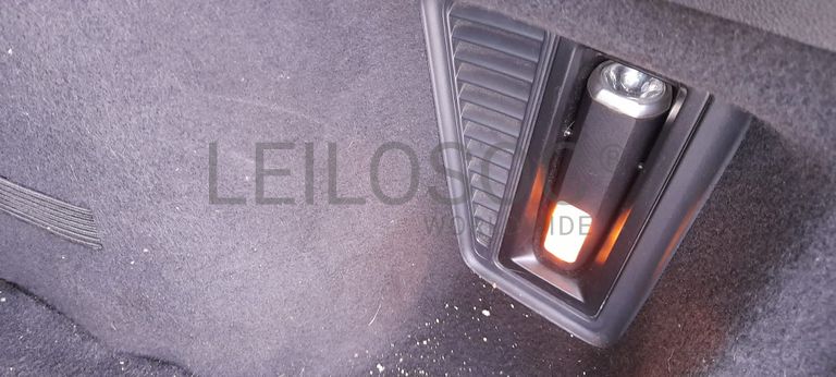 Peugeot 308 1.6 HDI · Ano 2013