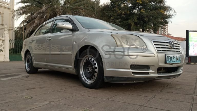 Toyota, modelo Avensis