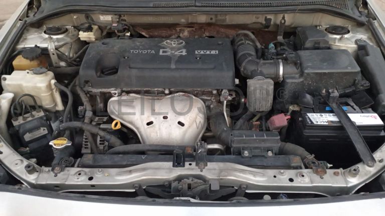 Toyota, modelo Avensis