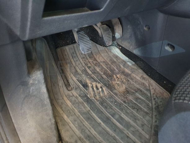 Opel Corsa 1.3 CDTI · Ano 2007