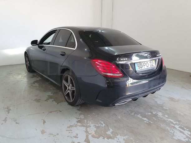 Mercedes-Benz C300 Hybrid · Ano 2015   50-PO-32