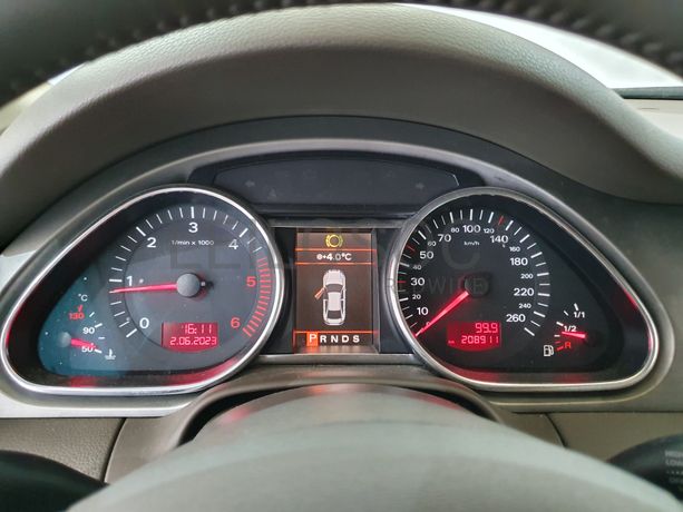 Audi Q7 · Ano 2006