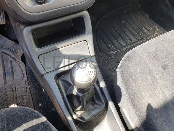 Peugeot 306 · Ano 2001