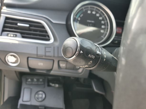 Peugeot 508 Hybrid · Ano 2012