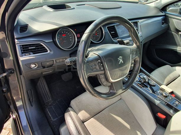 Peugeot 508 Hybrid · Ano 2012