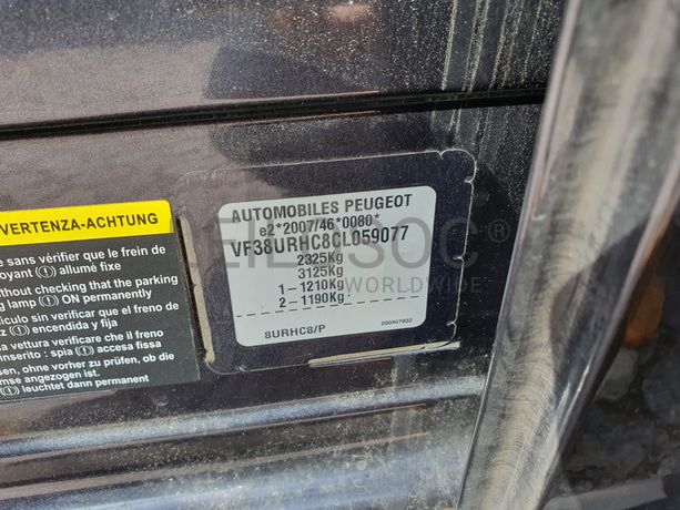 Peugeot 508 Hybrid · Ano 2012