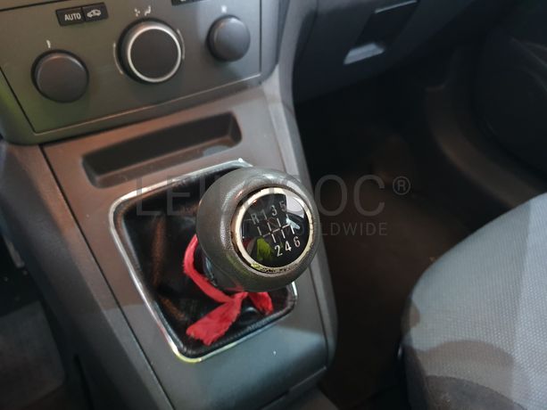 Opel Zafira · Ano 2006