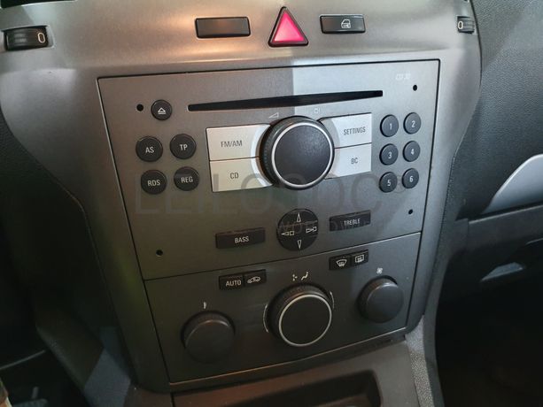 Opel Zafira · Ano 2006