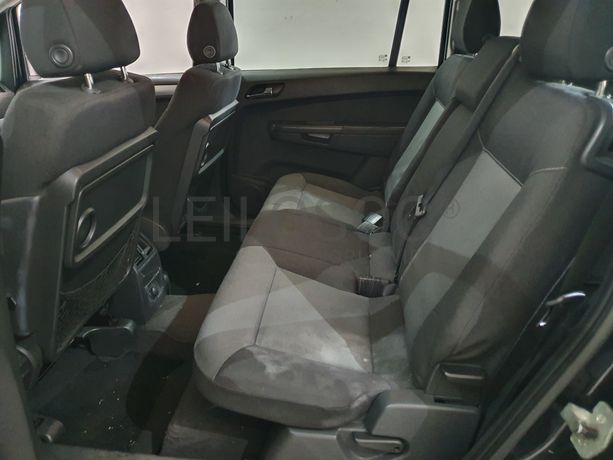 Opel Zafira · Ano 2006