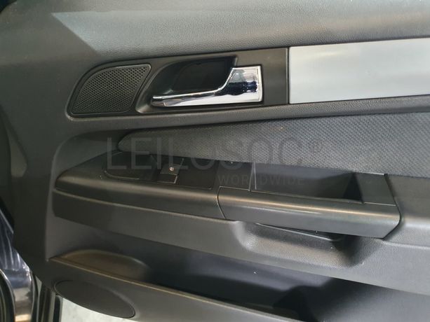 Opel Zafira · Ano 2006