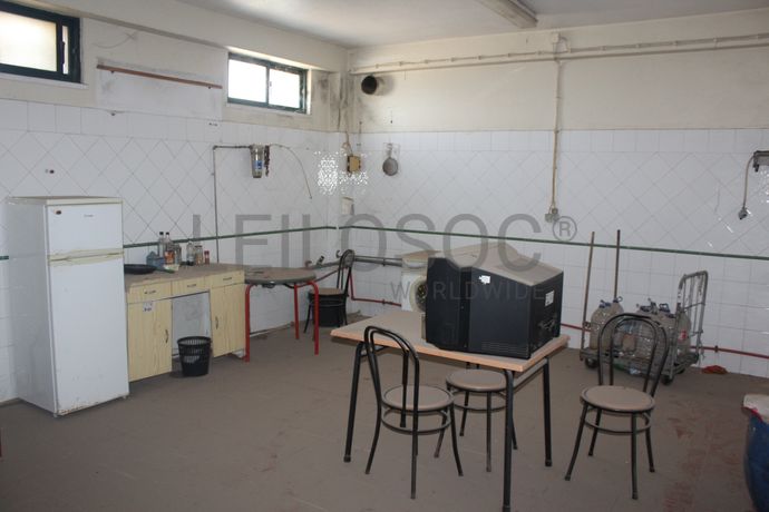 Armazém Industrial · Setúbal