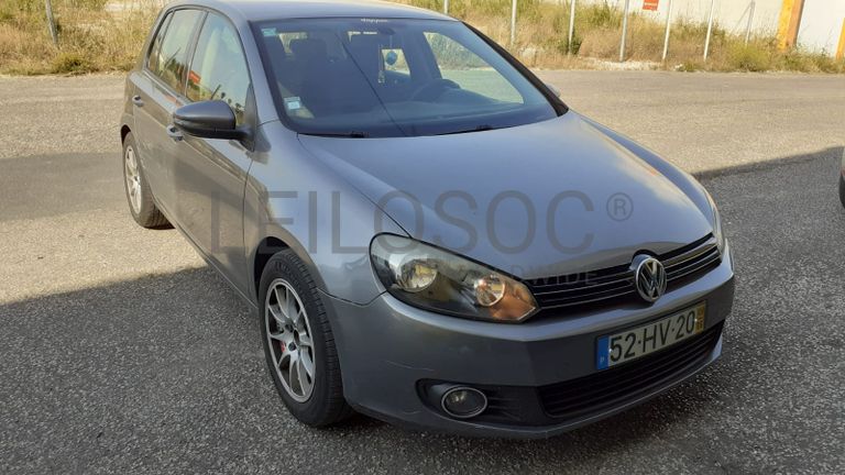 Volkswagen Golf 2.0 TDI · Ano 2009