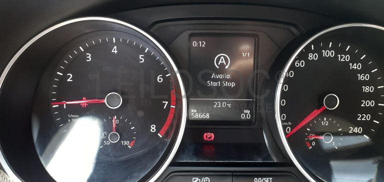 Volkswagen Polo 1.0 · Ano 2015