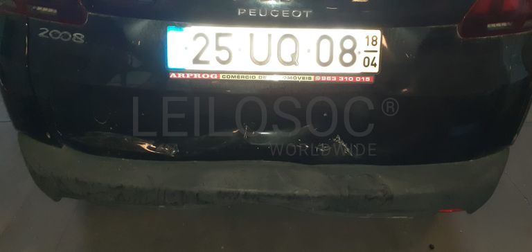 Peugeot 2008 1.6 HDI · Ano 2018