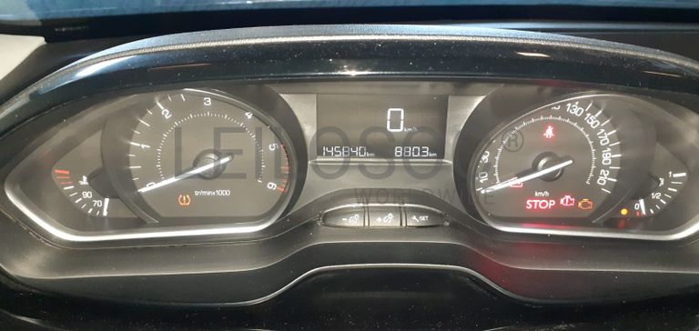 Peugeot 2008 1.6 HDI · Ano 2018