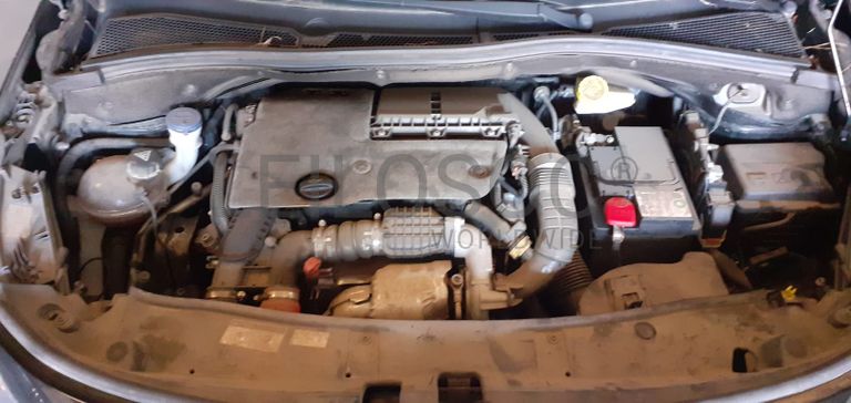 Peugeot 2008 1.6 HDI · Ano 2018