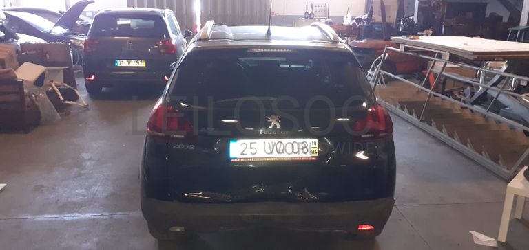 Peugeot 2008 1.6 HDI · Ano 2018
