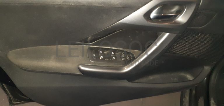 Peugeot 2008 1.6 HDI · Ano 2018