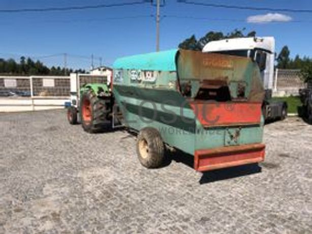 Trator Agrícola Deutz D-6086 · Misturadora Gilioli