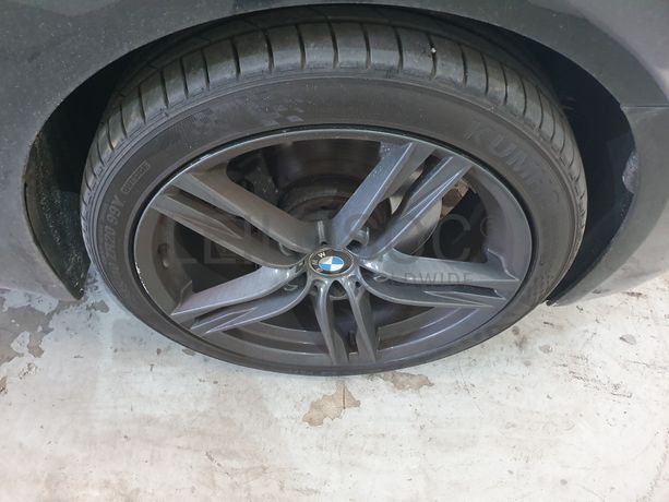 BMW 740D · Ano 2010