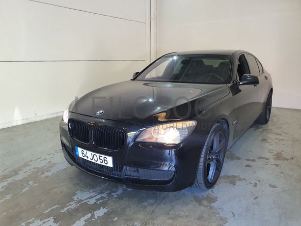 BMW 740D · Ano 2010