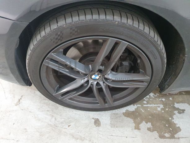 BMW 740D · Ano 2010