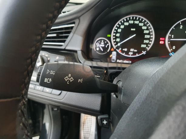 BMW 740D · Ano 2010