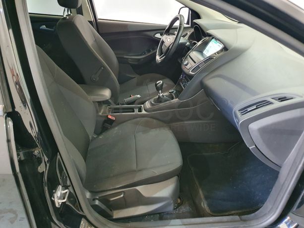 Ford Focus 1.0 · Ano 2017