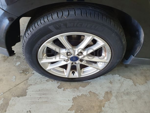 Ford Focus 1.0 · Ano 2017