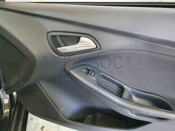 Ford Focus 1.0 · Ano 2017