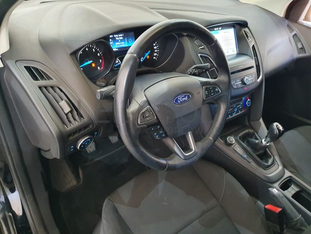 Ford Focus 1.0 · Ano 2017