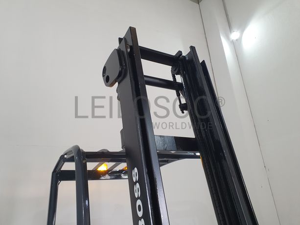 Empilhador Elétrico Boss · Ano 2005