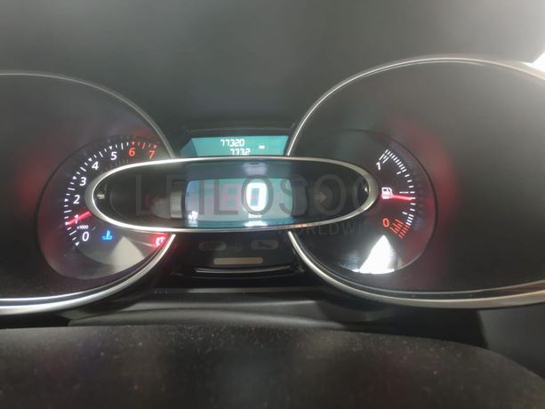 Renault Clio · Ano 2018  92-UT-14