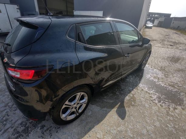 Renault Clio · Ano 2018  92-UT-14