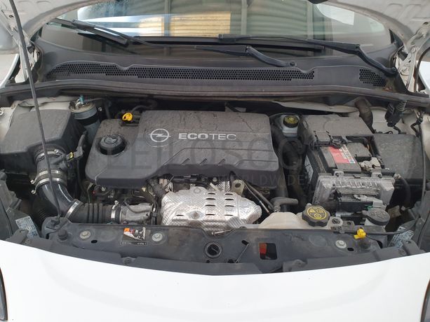 Opel Corsa · Ano 2016