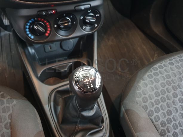 Opel Corsa · Ano 2016