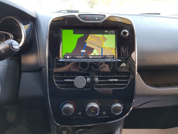 Renault Clio Break 1.5 DCI · Ano 2014