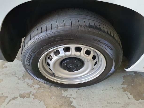 Opel Combo · Ano 2020