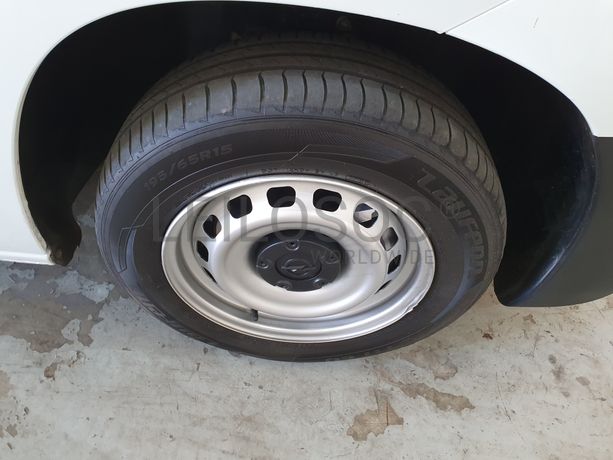 Opel Combo · Ano 2020