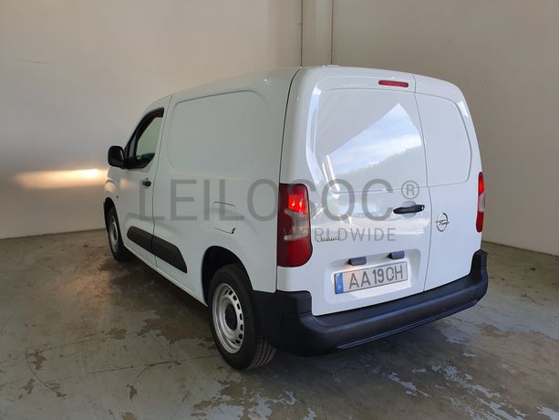 Opel Combo · Ano 2020