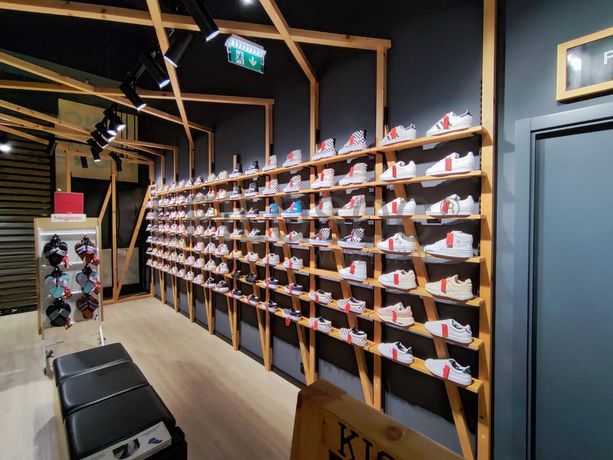 Artigo de Desporto · Equipamento Diverso · Veículo Ligeiro de Mercadorias