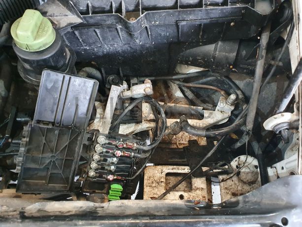 Volkswagen Caddy 1.9 SDI · Ano 2003