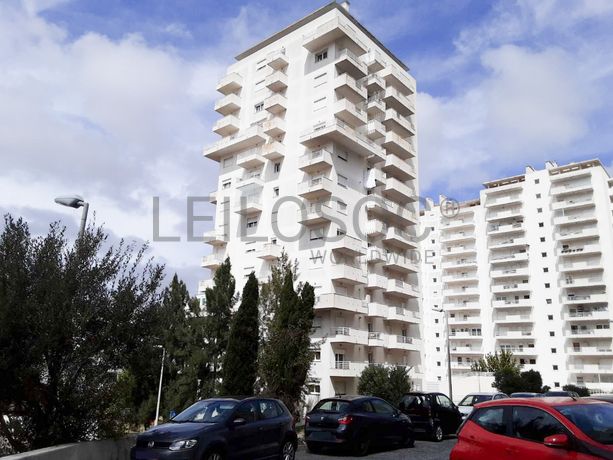 Apartamento T4 · Alfragide, Amadora