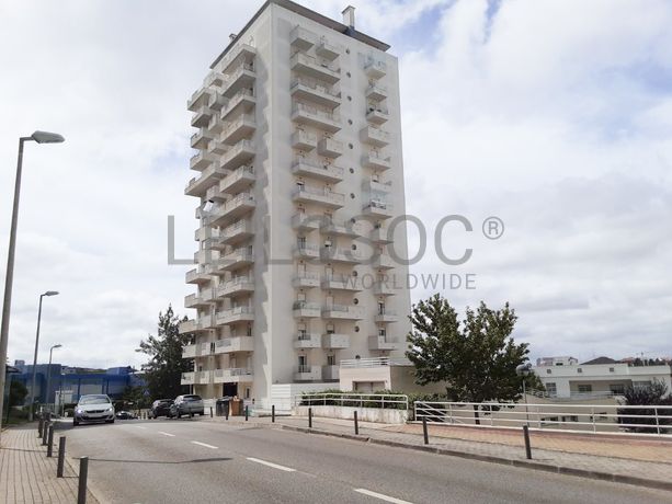 Apartamento T4 · Alfragide, Amadora