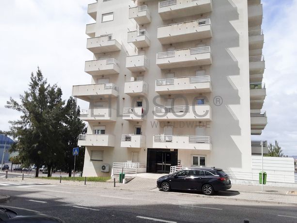 Apartamento T4 · Alfragide, Amadora