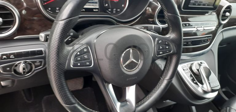 Mercedes-Benz V250 Bluetec 2.2 · Ano 2015