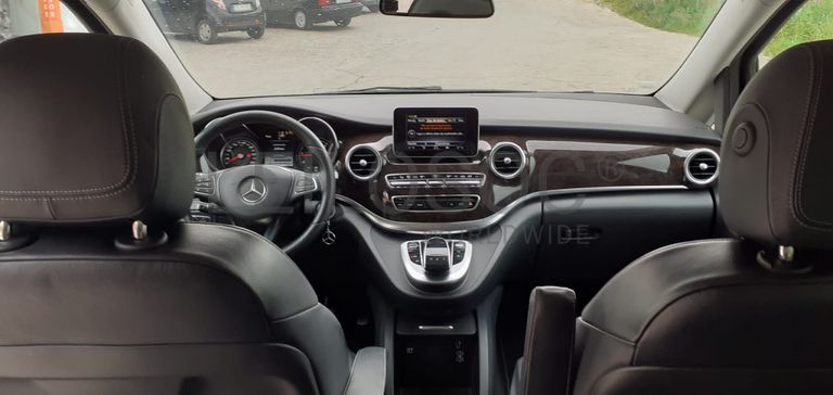 Mercedes-Benz V250 Bluetec 2.2 · Ano 2015