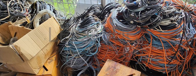 Câbles & dossiers (salle 7)