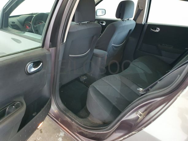 Renault Mégane 1.5DCI · Ano 2004