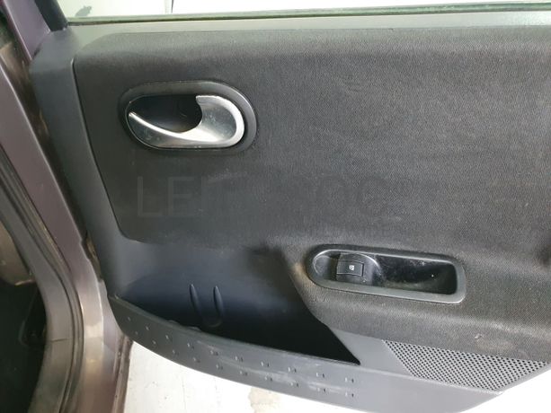 Renault Mégane 1.5DCI · Ano 2004